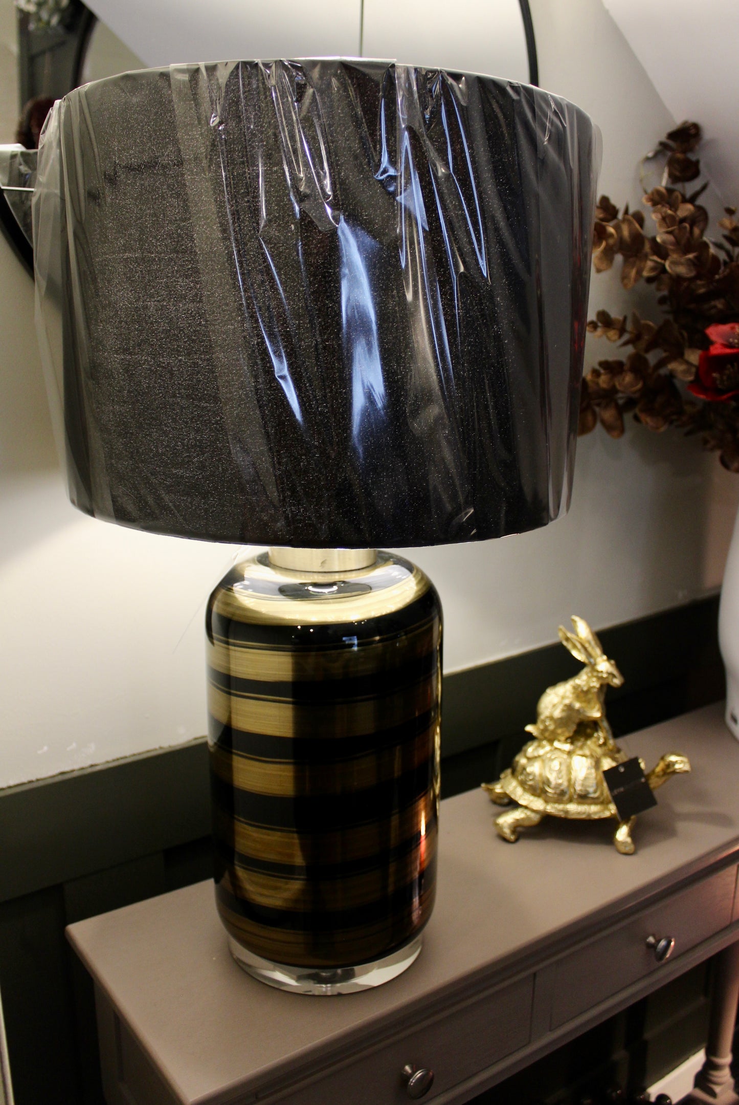 Black & Gold Swirl Style Table Lamp