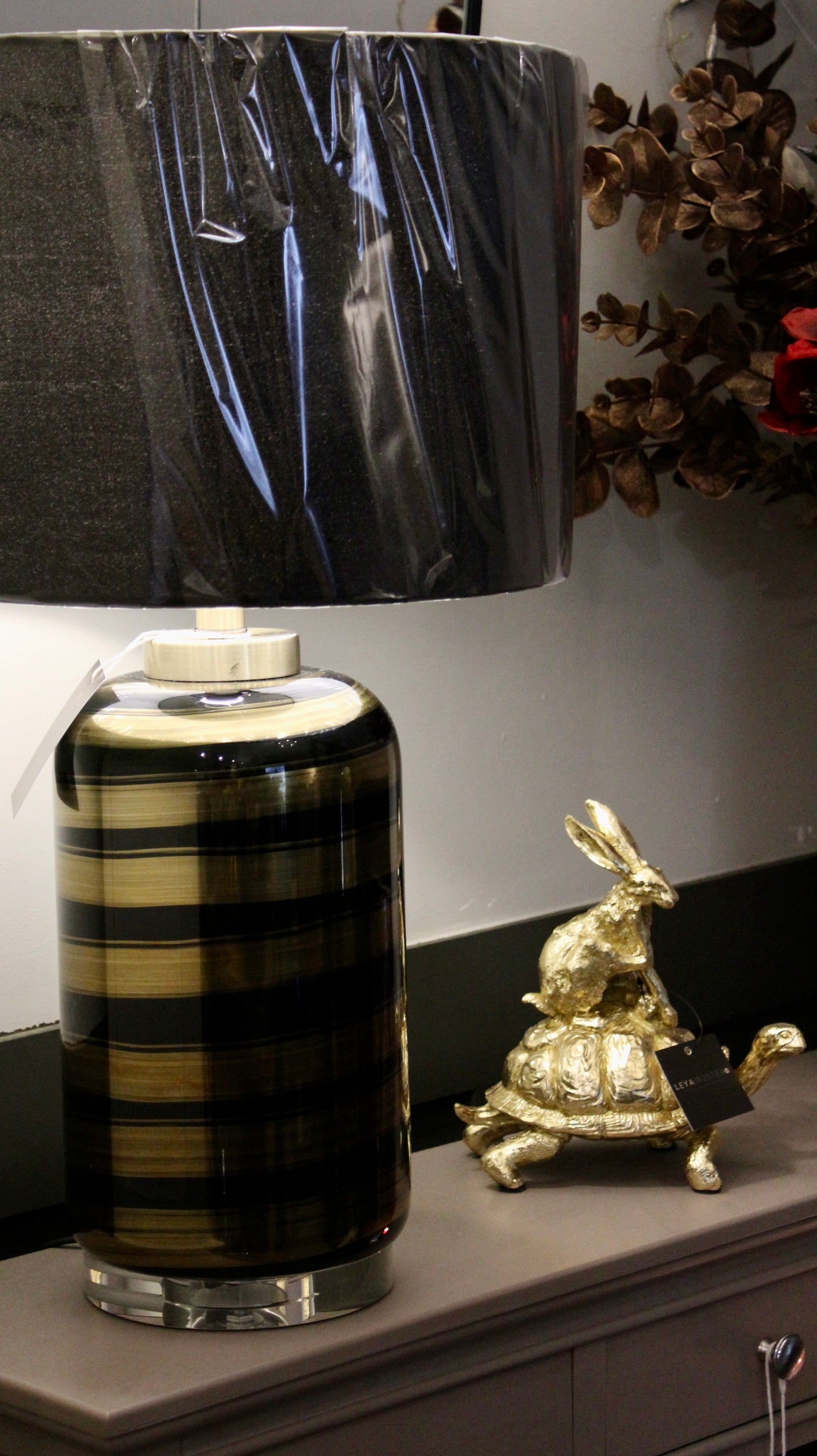 Black & Gold Swirl Style Table Lamp