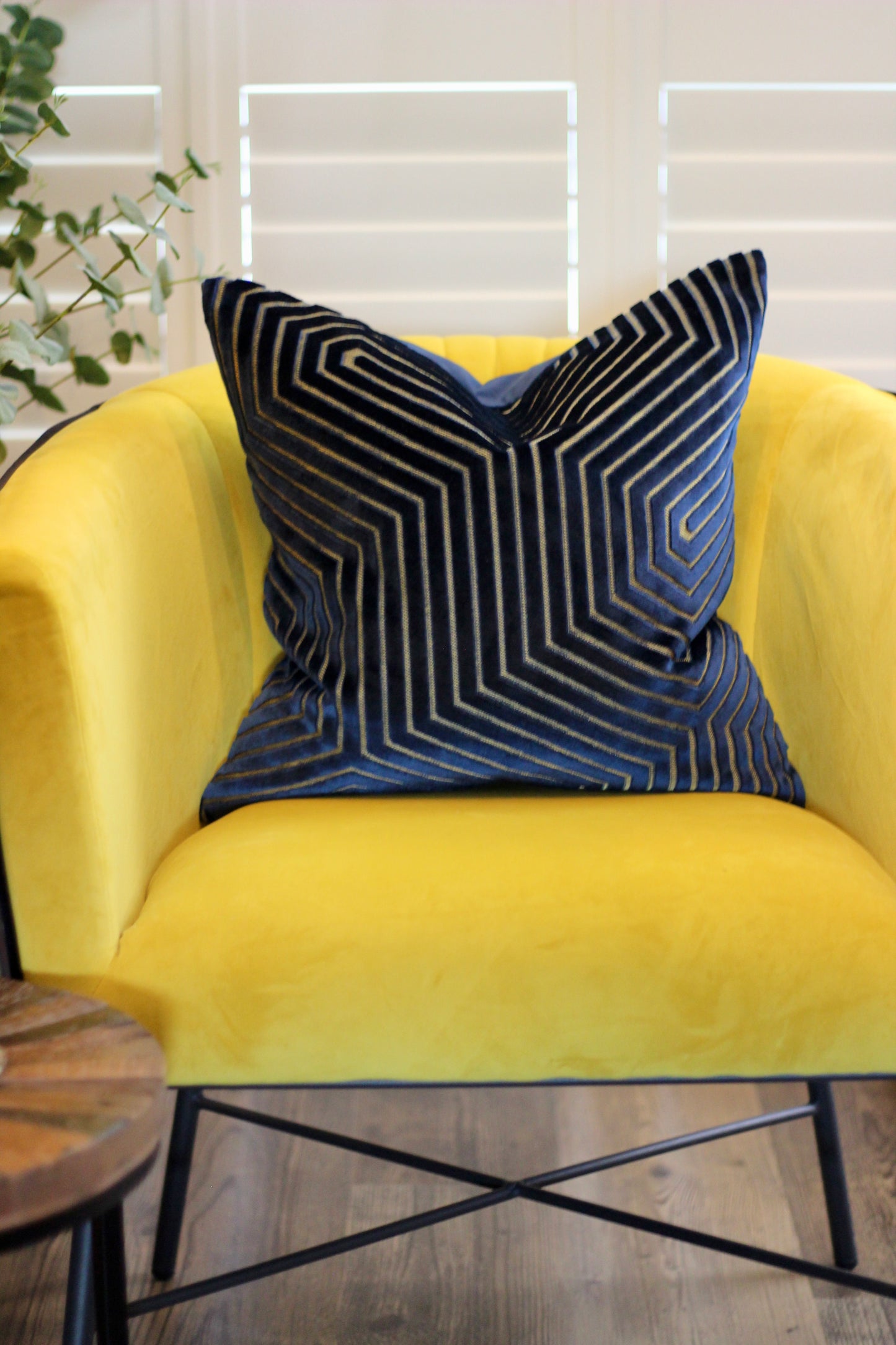 Shimmer Velvet Cushion - Navy