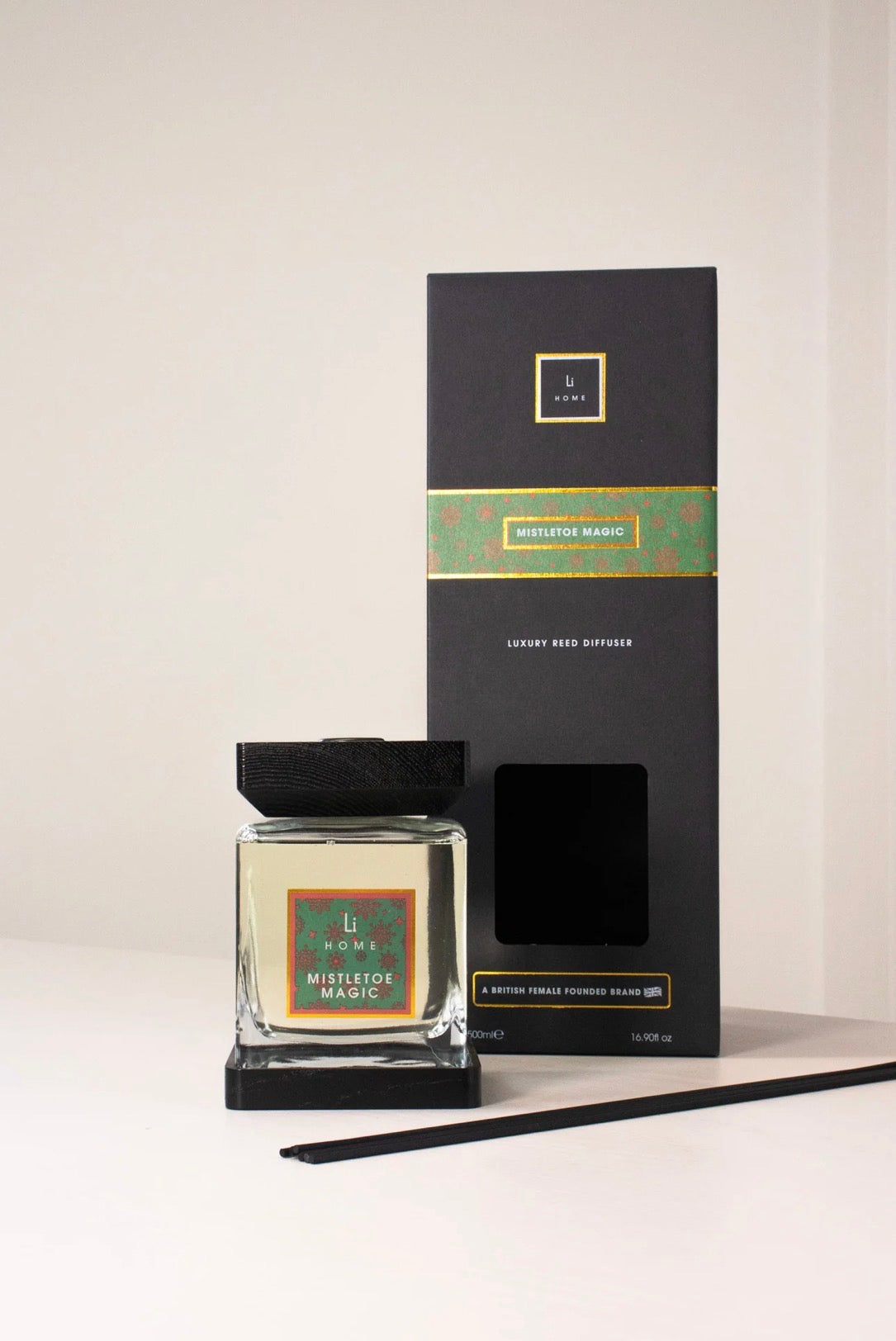 Mistletoe Magic Luxury Reed Diffuser | 500ml