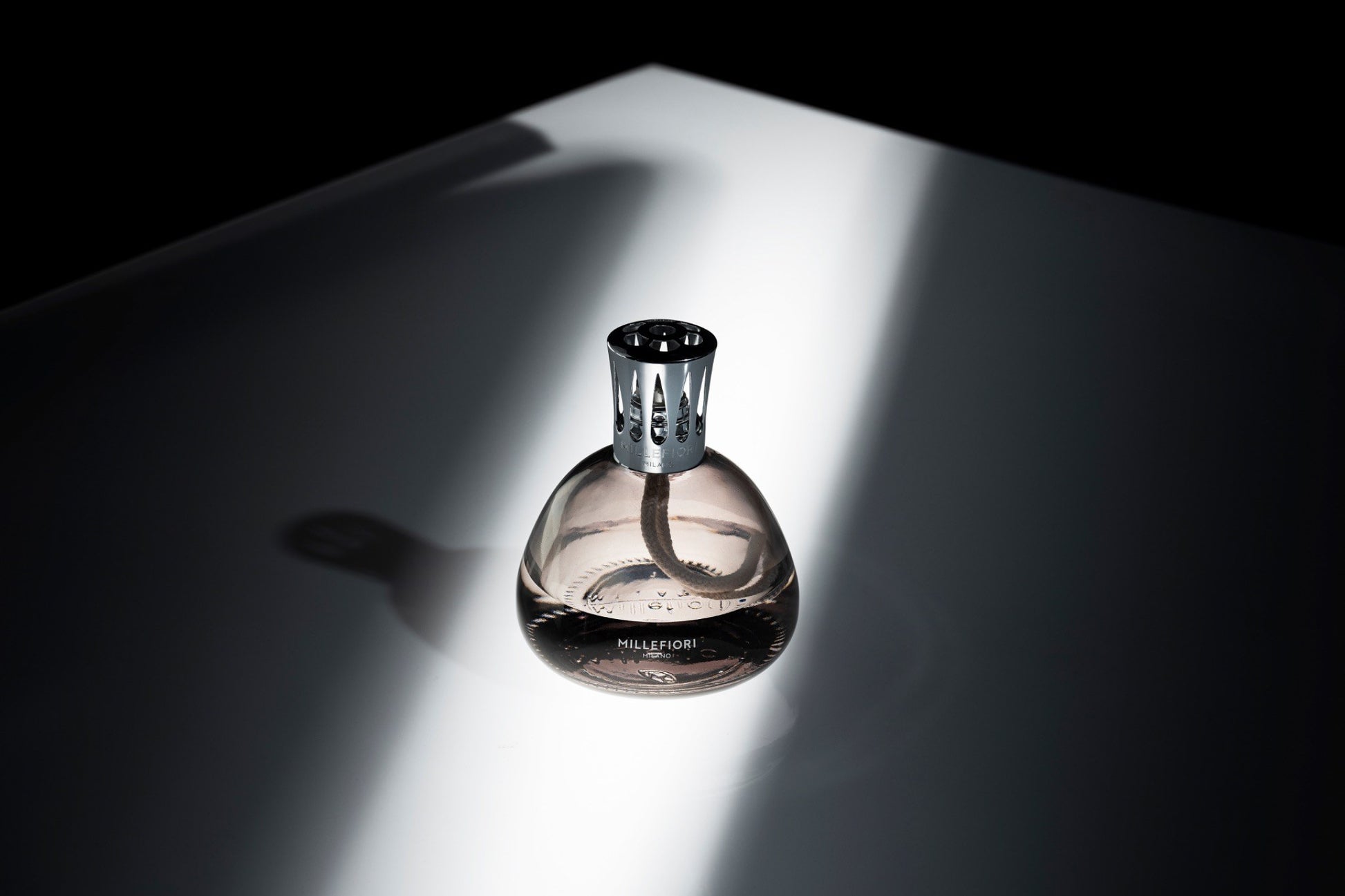 Millefiori Smokey Grey Fragrance Lamp atmospheric shadow image